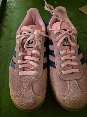 adidas Pink Suede Gazelle-Style Women's Sneakers with Navy Stripes